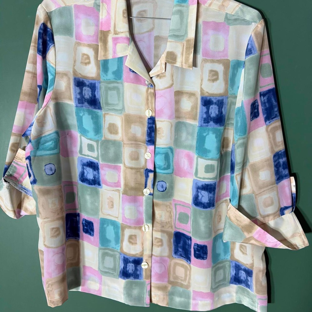 Blair Vintage Silk Blouse Geometric Pink Blue Beige Button Up 3/4 Sleeve Womens